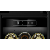 Встраиваемый винный шкаф KU9202HF0